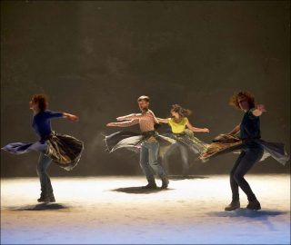 9000 pas, Danse contemporaine, Joanne Leighton.