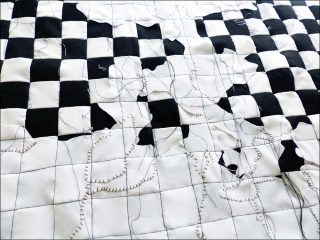 Nous sommes tous le sud de quelqu'un d'autre, broderie, Diana Righini