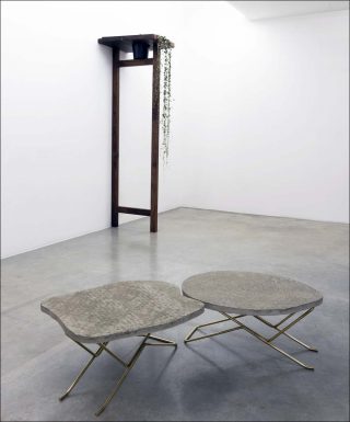 Charlotte 2, installation, Leonor Antunes