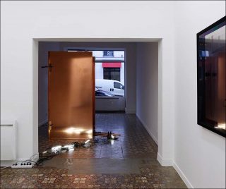 Capture, installation, Laura Lamiel