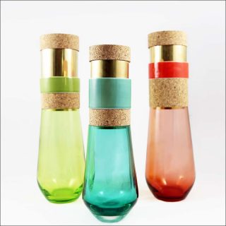 Kayan, fioles, Linda Bayon