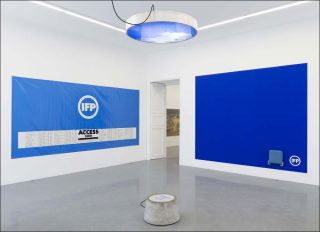 Information Fiction Publicité, instllation