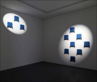 Information Fiction Publicité, instllation