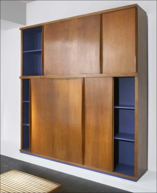 Meuble de rangement à portes coulissantes, Charlotte Perriand