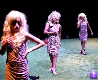 Virgin Territory, Vincent Dance Theatre, Danse contemporaine.