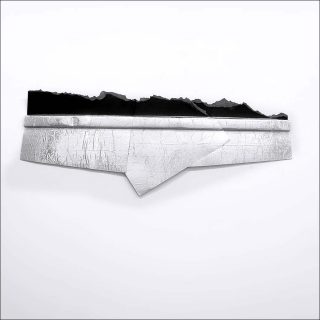 Sans titre, encre de Chine et aluminium sur carton, Claire-Jeanne Jézéquel
