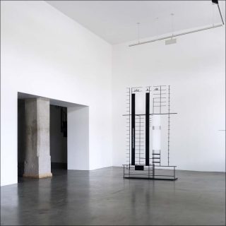 sugar in the ashes. Official Capacity, sculpture, Marlena Kudlicka