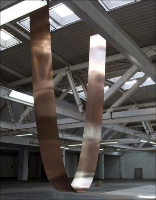 Curve, installation, Mateusz Choróbski