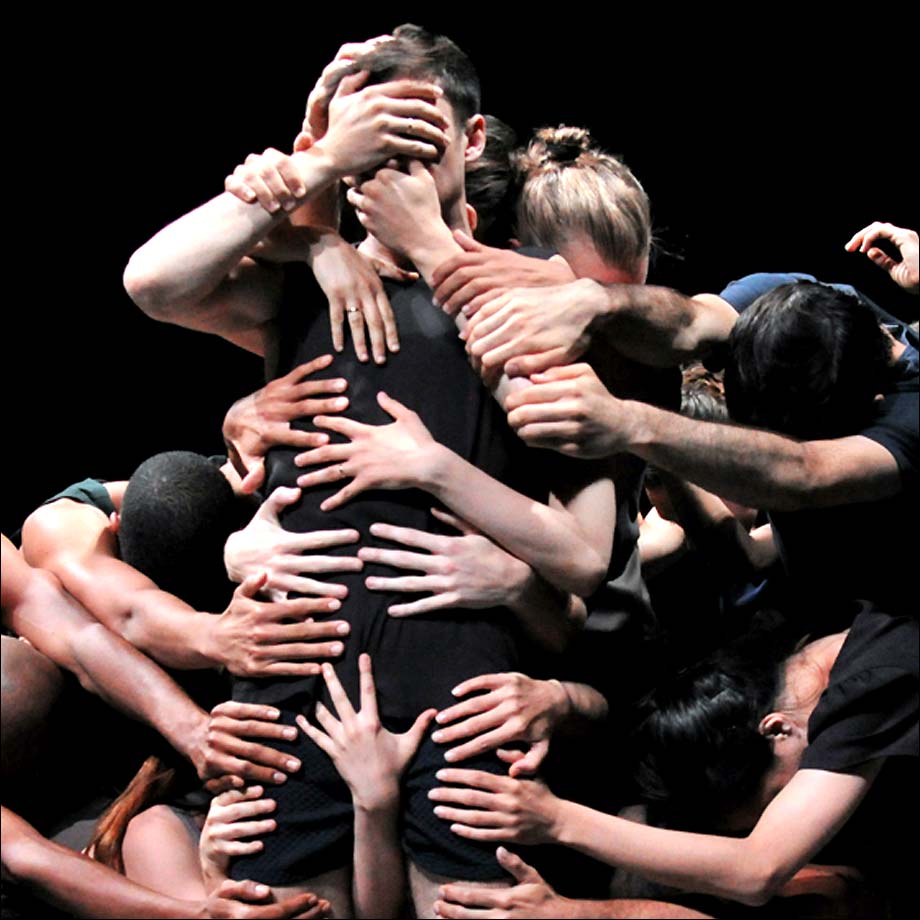 Last Work de la Batsheva Dance Company au Théâtre national de Chaillot ...