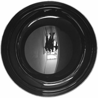 Corps noir, sculpture, Ann Veronica Janssens