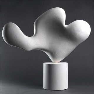 Feuille se reposant, sculpture, Jean Arp