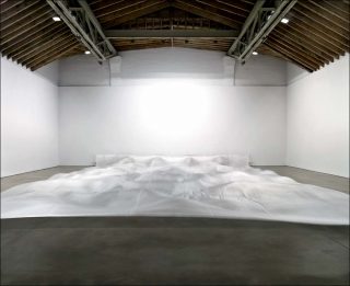 Wide White Flow, installation, Hans Haacke