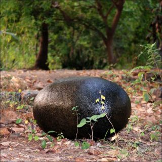 Brahmanda, sculpture, Wolfgang Laib