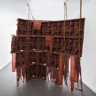 \Go.py.ʁa\, sculpture, Amandine Arcelli