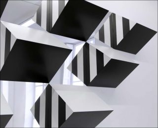 Pyramidal, hauts-reliefs-A5, installation, Daniel Buren