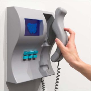 Is he cheating, sculpture, Camille Henrot