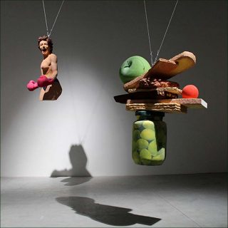 Réalité jetable (détail), 2000-2017, sculpture, Wang Du