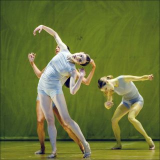 Balanchine / Teshigawara / Bausch, Danse, Saburo Teshigawara, Grand Miroir