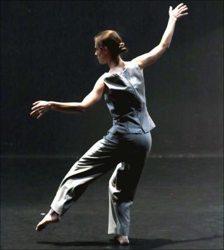 Pavane..., Danse contemporaine, Aurélie Berland