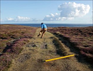 Geranos, vidéo-performance, Gregory Buchert