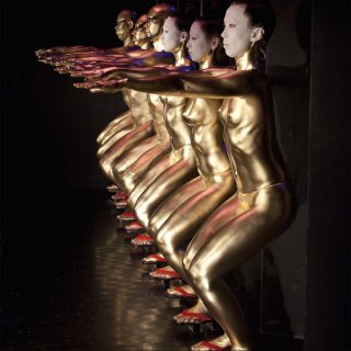 Akaji Maro (Cie Dairakudakan), Crazy Camel, 2012. Cabaret burlesque (Kimpun Show)