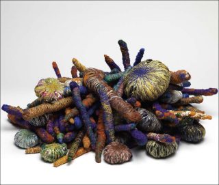 Palitos con Bolas, sculpture, Sheila Hicks