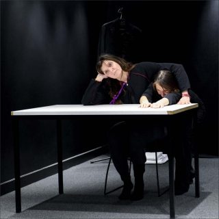 Pascale Houbin (Cie Non de Nom) et Carole Martinez, Entre nos mains. Entre nos jambes, 2018