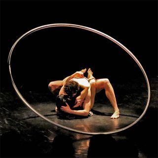 Kaori Ito et Théo Touvet, Embrase-moi, 2017