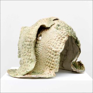 Nero, sculpture, Caroline Achaintre