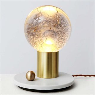 John Hogan et Ladies and Gentlemen Studio (L & G), lampe à poser Atlas, 2014