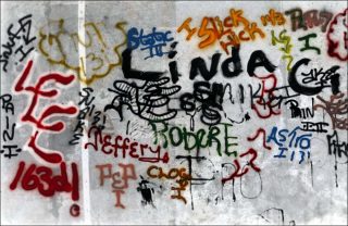 Graffiti: Linda, photo, Gordon Matta-Clark