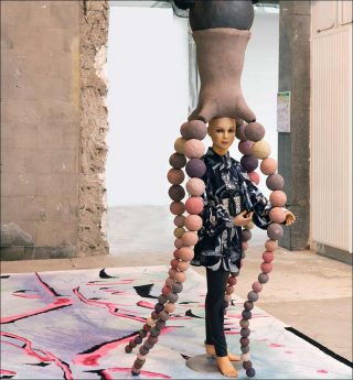 Crab, sculpture, Ines Doujak