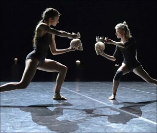 Angelin Preljocaj (Ballet Preljocaj), Still Life, 2017