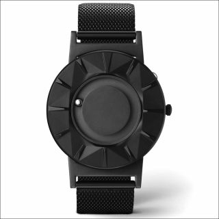 Nick Gu pour Eone Timepieces, montre tactile Bradley Element, 2017