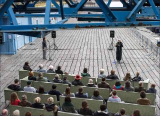 Caroline Bergvall, Ragadawn, 2015-en cours