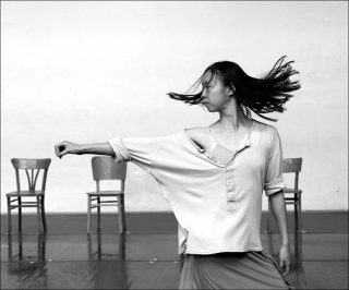 Anne Teresa de Keersmaeker (Cie Rosas), Rosas danst Rosas, 1983