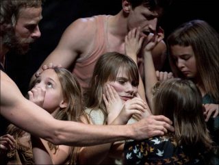 Horses, Kabinet K (Joke Laureyns & Kwint Manshoven), 2016