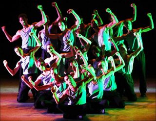 Ohad Naharin (Batsheva - The Young Ensemble), Décalé, 2012-2018