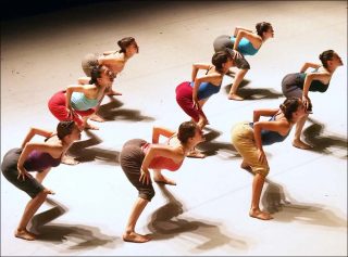 Ohad Naharin (Batsheva - The Young Ensemble), Décalé, 2012-2018