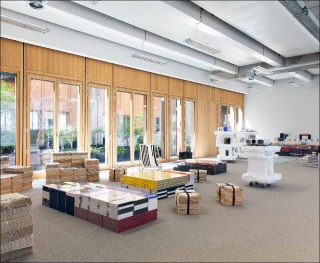 Cneai (Centre national édition art image), la salle Collections, 2018