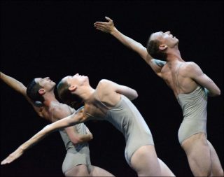 Sharon Eyal et Gai Behar (Cie L-E-V), Love Chapter 2, 2017