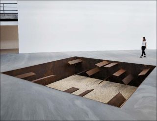 Michael Heizer