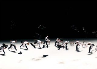 Ohad Naharin (Cie Batsheva - The Young Ensemble), Decadance, 2000