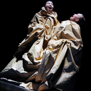 Luc Petton (Cie Le Guetteur) et Marilén Iglesias-Breuker (Cie Icosaèdre Danse Théâtre), Ainsi la nuit, 2018.