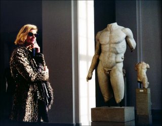 Stephen Wilks, Sans titre (Pergamon Museum, Berlin), 2000.