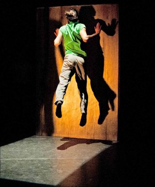 Thomas Guerry et Camille Rocailleux (Cie Arcosm), Bounce!, 2012