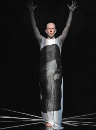 Jan Martens (Cie Grip) et Marc Vanrunxt (Cie Kunst/Werk), Lostmovements, 2019