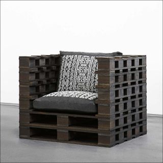 Kendell Geers, Thrown For a King, 2014