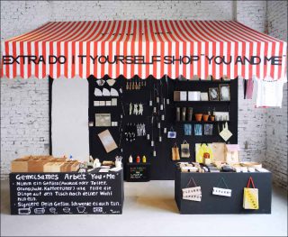 Takako Saito, You and Me shop Nr. 1 (big), 1994.