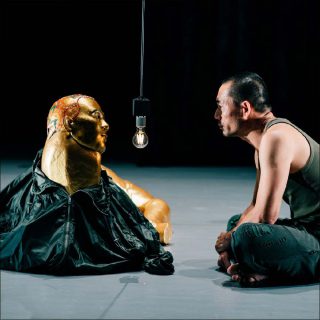 Pichet Klunchun et Wu-Kang Chen, Behalf, 2018